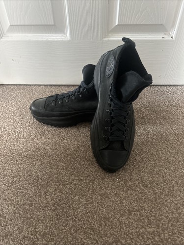 Converse Run Star Hike Triple Mono schwarze Damenschuhe – Größe 7