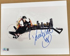 Daniel Briere Autographed PHILADELPHIA FLYERS 8x10 Photo Beckett COA