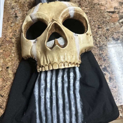 cod mwII ghost mask
