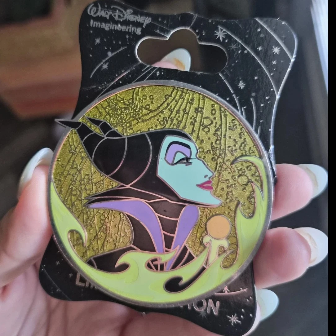 WDI Maleficent LE 250 Profile pin series *Slightly Flawed*