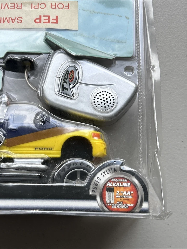 2000 Tyco R/C Ford F-150 Key Start 27MHz Yellow/Black w/ Real Sounds - Sample - Image 4 of 4