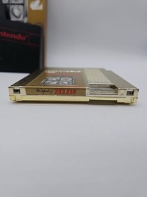The Legend of Zelda (Nintendo Entertainment System, NES) Box & Gold Cartridge