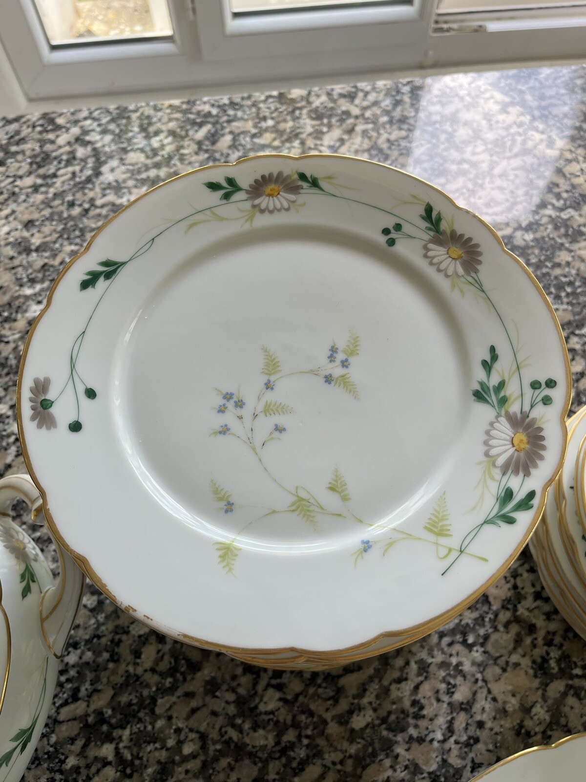 Service De Table Ancien En Porcelaine - Gien De Chambord, Vaisselle Vintage