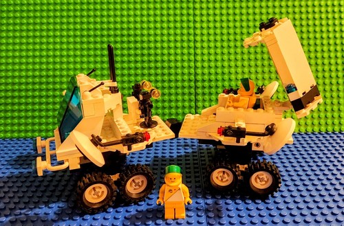 LEGO Space: Futuron Interplanetary Rover 6925 | Vintage w/Minis & Instr. NO Box