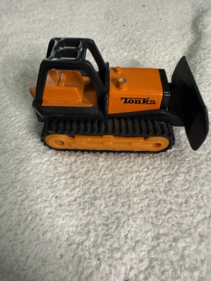 MCDONALDS TONKA Mini Bulldozer Construction 2003 Orange Hasbro Happy Meal  - Image 3 of 4