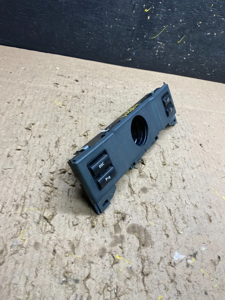 Land Rover Range Rover 2006-2009 panel de reloj central interruptor control T8589 DG Foto 2 de 4