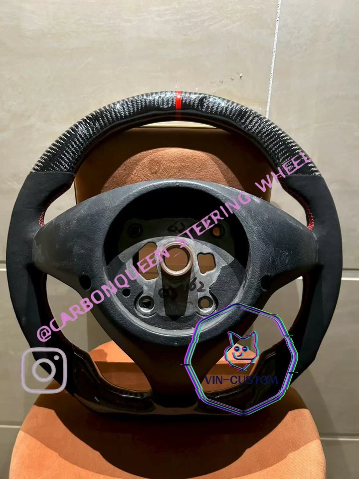 Mercedes Benz A CLASS A160/A180 CARBON FIBER STEERING WHEEL W/CONTROLS - Image 4 of 4