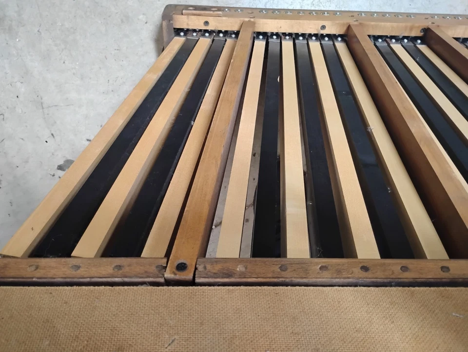 Vintage Conn Organ 25 Note Bass Pedal Assembly! MAKE OFFER! GREAT WORKING PEDAL! - Image 3 of 4