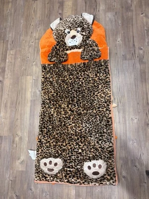 Hugfun Leopard Kinder Schlafsack - weiches kuscheliges Plüschgefühl - Bild 1 von 4