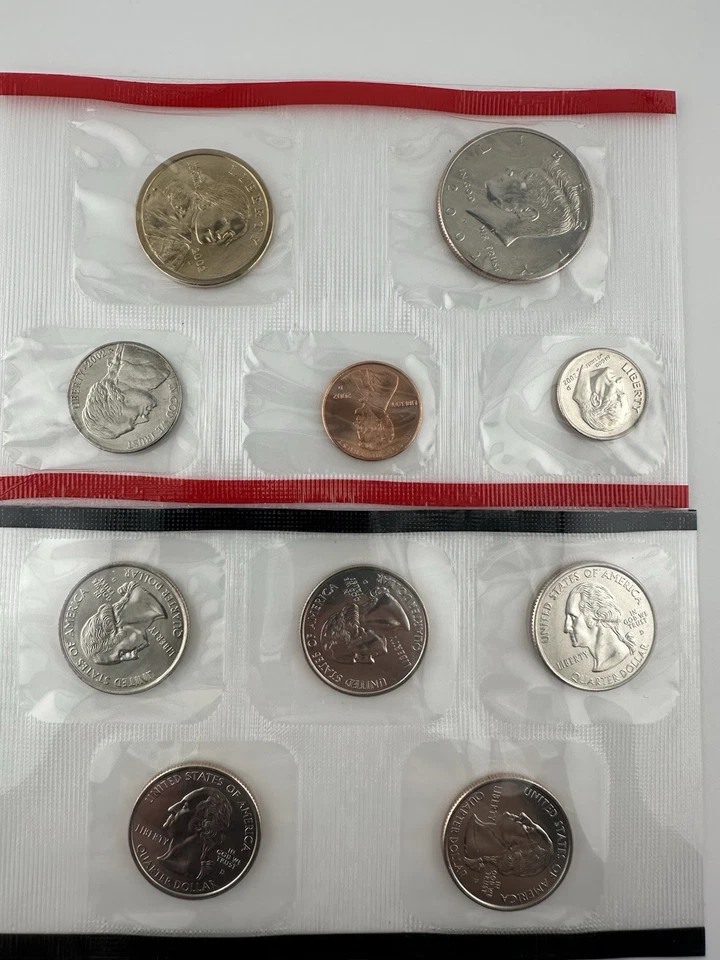 2002 P & D Mint Uncirculated Coin Sets - Image 2 of 4