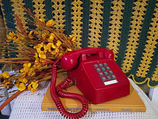 Vintage Cortelco 2500 Retro Red Push Button Desk Telephone HOT 250000-VBA-20M