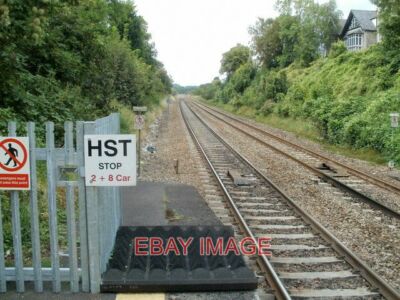 PHOTO  A VIEW NW FROM KEYNSHAM RAILWAY STATION  LOOKING IN THE DIRECTION OF BRIS