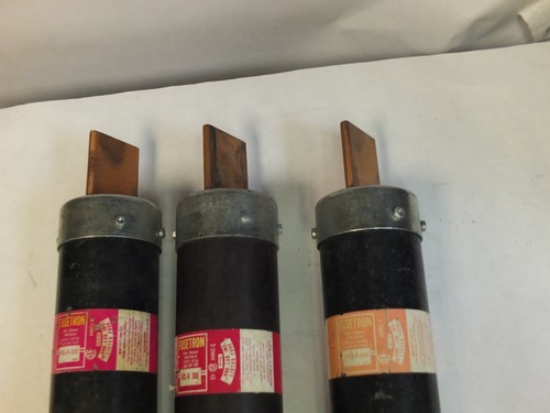 *LOT OF 3* FUSETRON - FRS-R-300 - DUAL ELEMENT TIME DELAY 600V - Picture 4 of 4