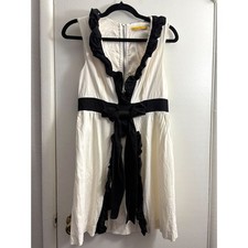 Women's Alice + Olivia White and Black Ruffle Plunge Silk Lined Dress Size XS