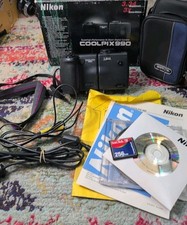 NIKON Coolpix 990 3.34MP Digital Camera + CF Card + BOX + CAMERA BAG-TESTED WORK