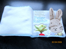 Livre en tissu doux Night Night Night Peter Rabbit avec pages sensorielles froissées rouilleuses 22