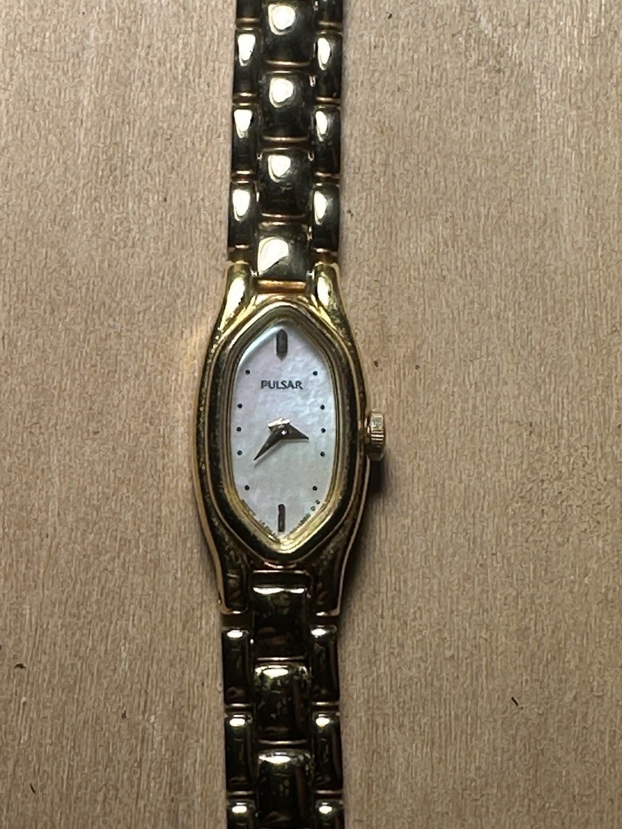 Pulsar V220-6380 Ladies Vintage Gold Tone Quartz Watch