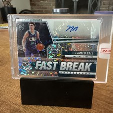 2020-21 PANINI MOSAIC LAMELO BALL ROOKIE SILVER FAST BREAK ENCASED AUTO HORNETS