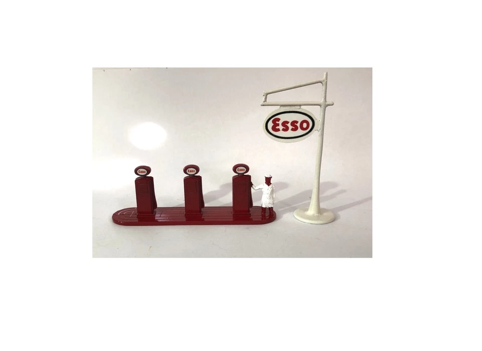 Vintage Lesney Matchbox Restored A1 ESSO Pumps & Sign, Must Read Details, - Image 2 of 2