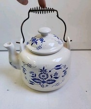 VNT Armbee Blue Onion Pattern Teapot Kettle with Metal  Handle Farmhouse