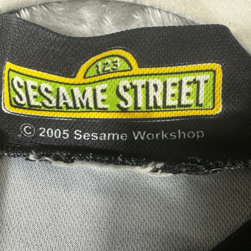 Camiseta grande vintage anos 2000 Pearl Izumi Oscar Grouch Sesame Street Cycling - Imagem 2 de 4
