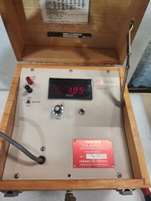 VALIDYNE DM163 Digital Manometer