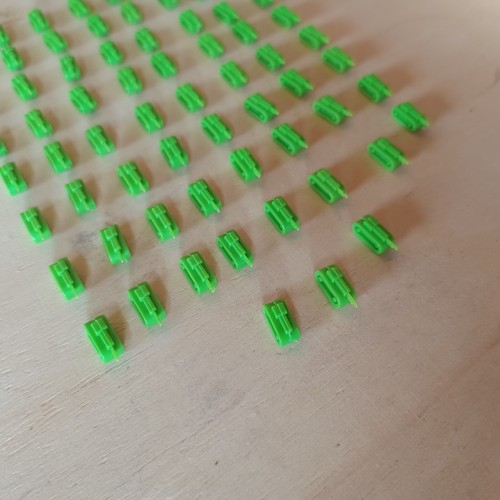 Risiko armate Carro armati carroarmatini truppe rinforzi bandierine verde verdi - Imagen 2 de 8