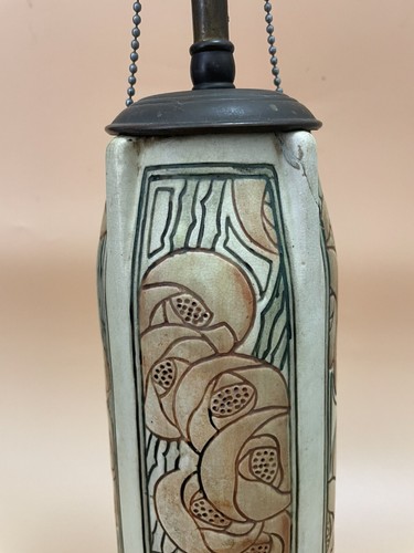 Lampada da tavolo Weller Pottery Roma - Rudolph Lorber, designer circa 1914 - Foto 5 di 24