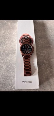Samsung Galaxy Watch 3 in einem eleganten Roségold-Ton an