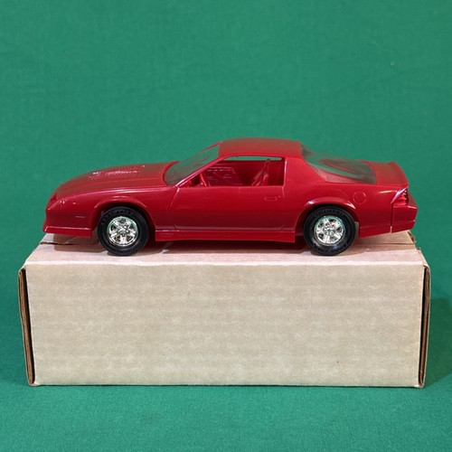 AMT Ertl #6061 1989 Camaro Iroc-Z hellrot - Maßstab 1:25 Händler Promo Auto - Bild 2 von 7