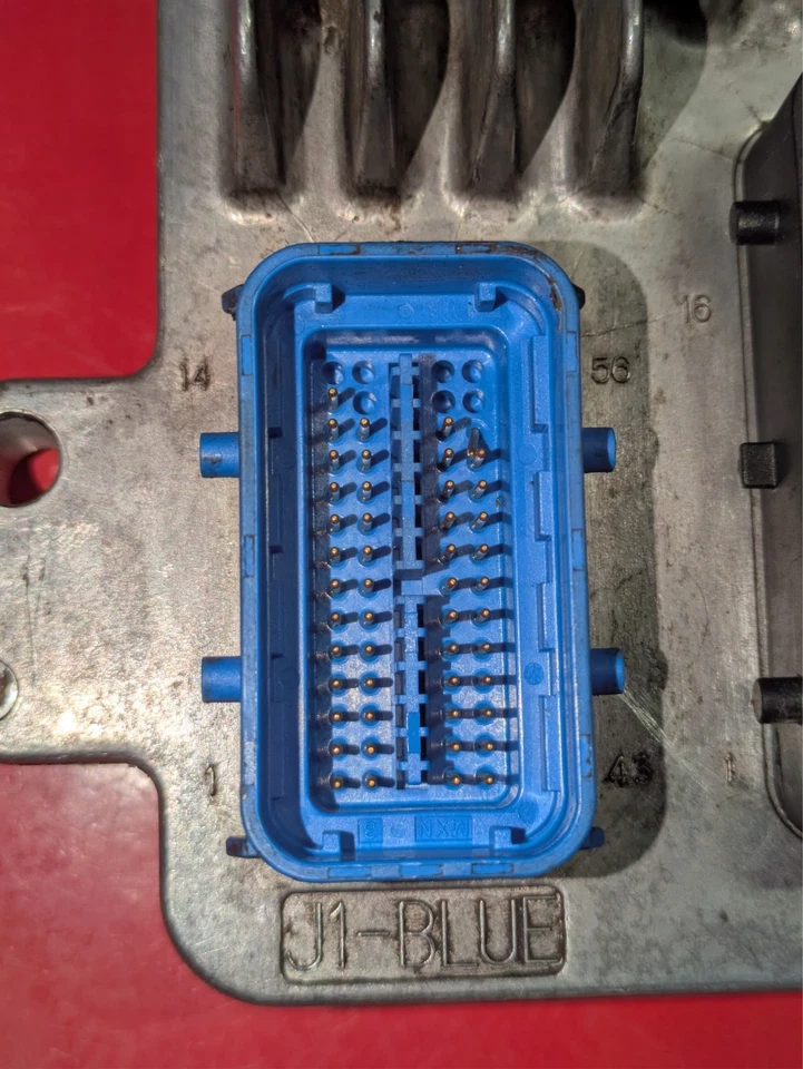 2004 Pontiac Grand Prix (6 цилиндров 3,8 л MFI SC OHV 232 CID) OEM ECU 12581501 - Изображение 4 из 4