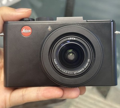 Leica D-LUX 6 Black 10.1 MP 3.8x Optical Zoom Compact Digital