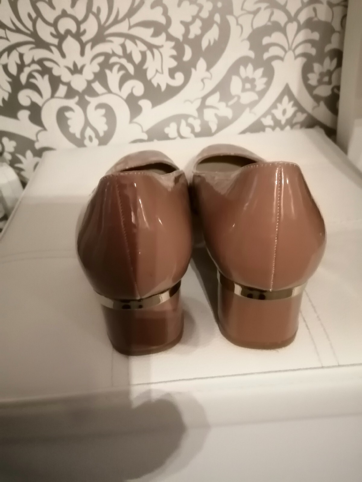 florence and fred Size 7uk Patent Faux Leather  Court Shoe 2"heel Lovely... image 3