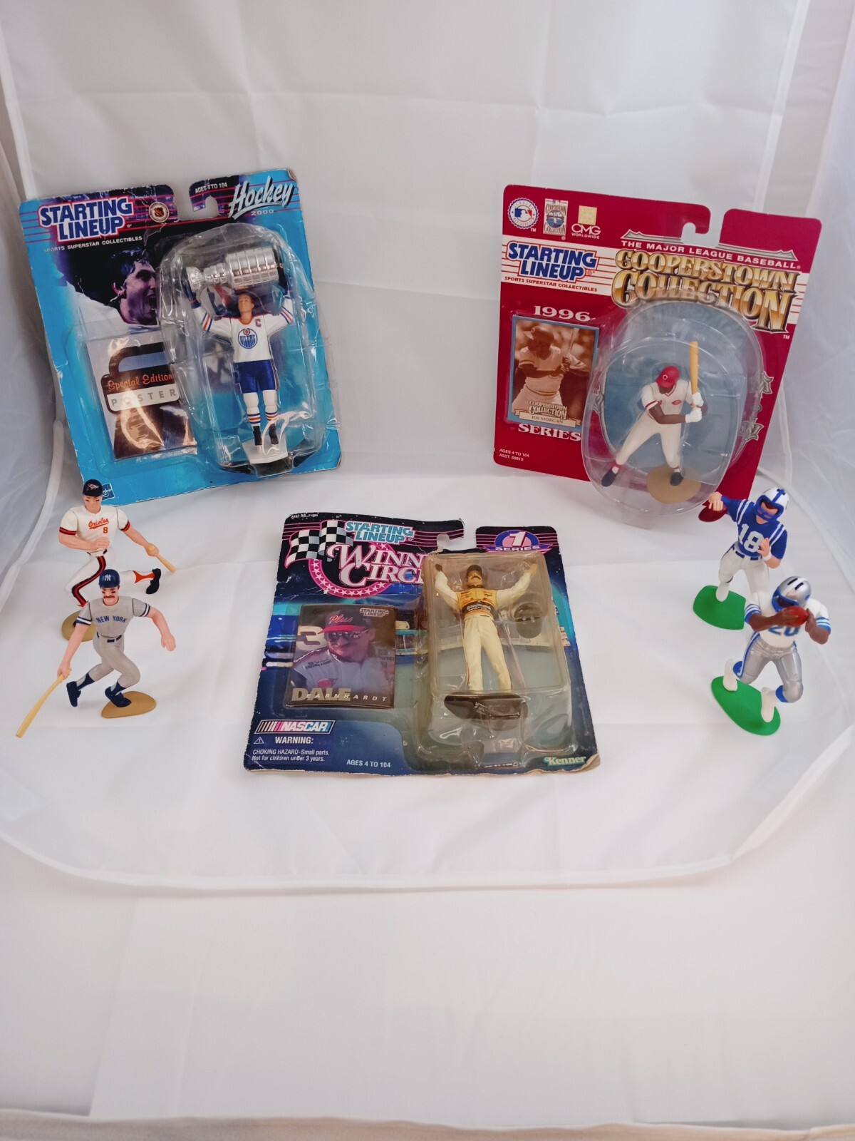 Starting Lineup Mixed Lot Of 6 HOF'S Action Figure-Barry, Payton, Manning & More