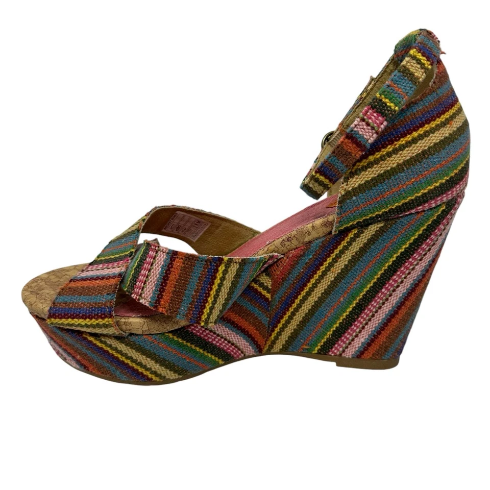 Rocket Dog CLARA Wedges Sz 8M Serape Guatemala Stripes Boho Festival Chunky Heel - Image 2 of 4