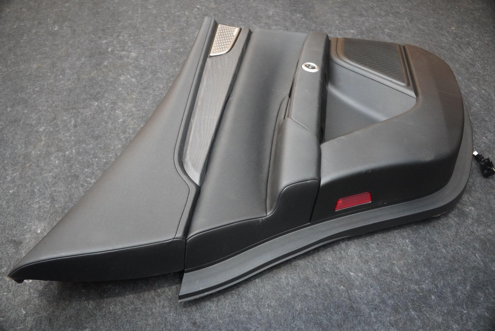 Rear Left Door Interior Trim Panel Black 670199448 Maserati Grecale Modena 2023