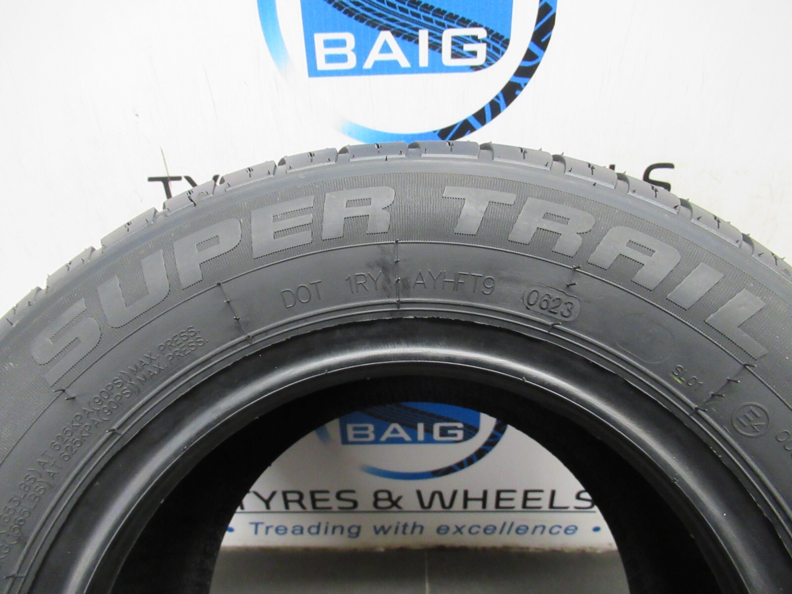 X4 195 55 10C 195/55R10C 98/96N 8PLY M+S ALL WEATHER HIFLY NEW TRAILER