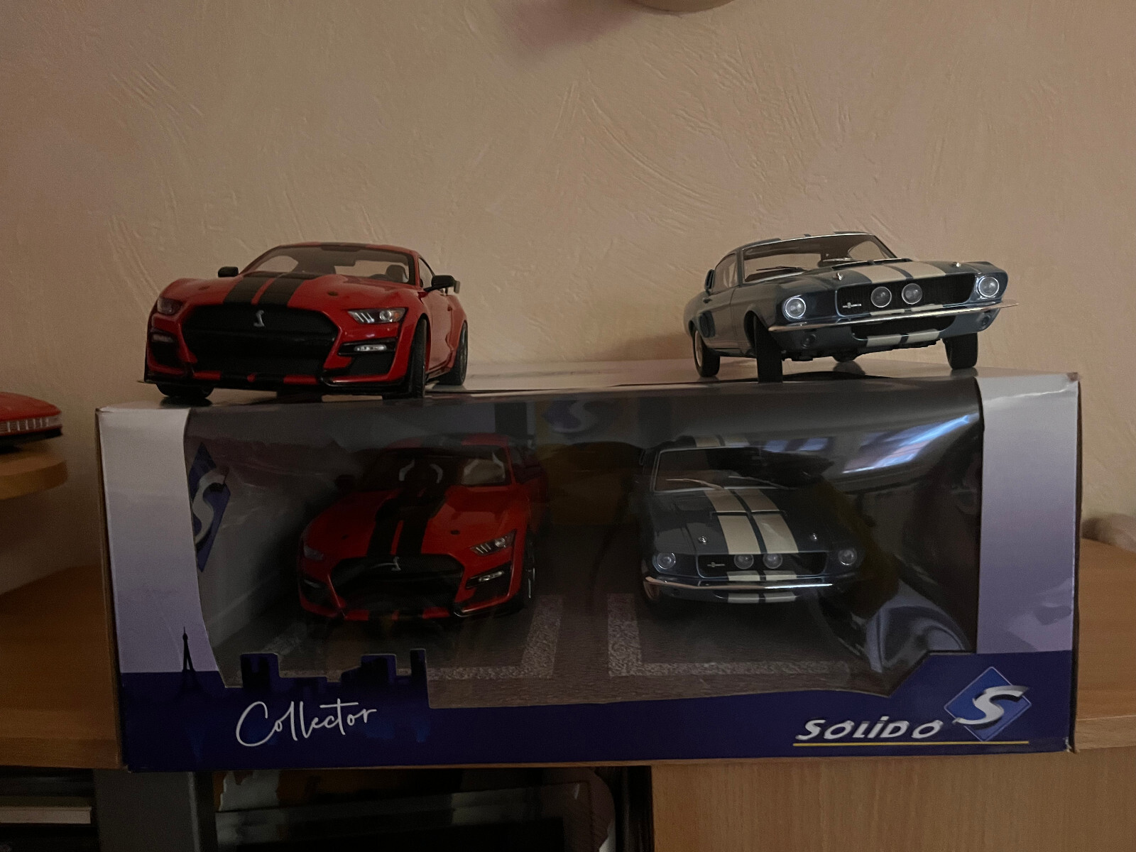 SOLIDO FORD MUSTANG Shelby GT500 1967/2020 pack coffret duo de voitures miniatures 1/18 métal