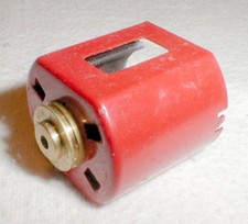 Red Monogram Can with Hot Magnets for 36D Slot Car Motor X-200 NOS 1/24 NOS