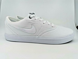 843896 nike