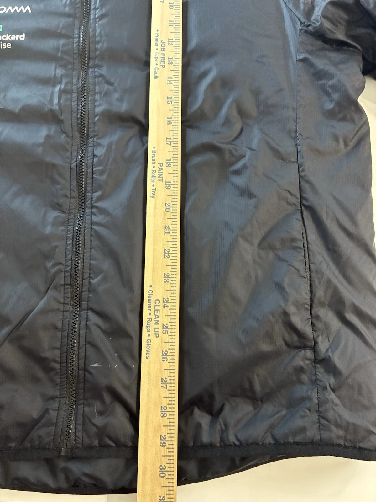 Mercedes-AMG Motorsport Petronas Full Zip F1 Team Softshell Puffer Jacket XXL image 16