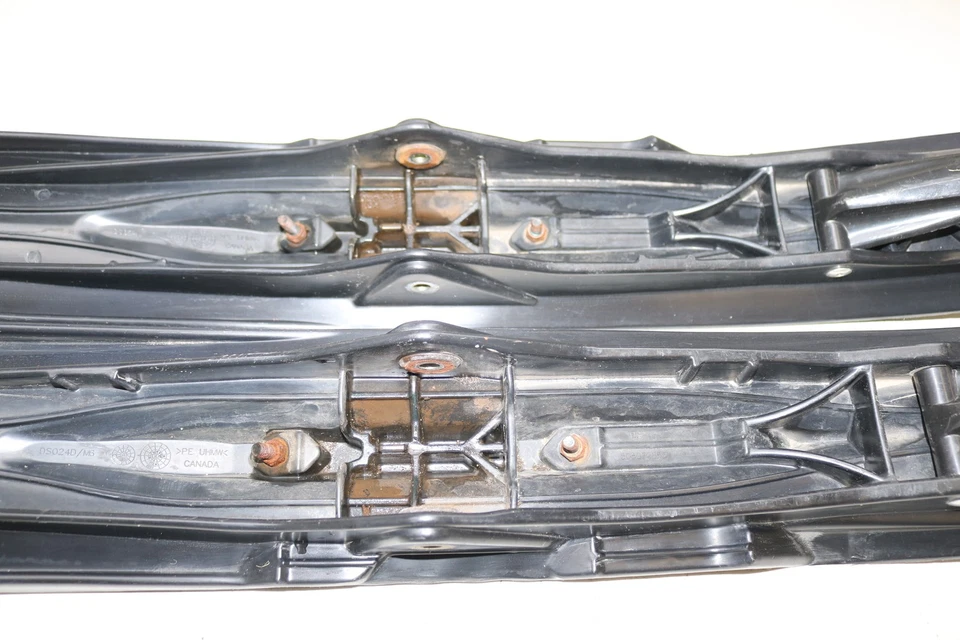 2011 Ski-doo Mxz Tnt 600 Carb Xp Pilot 5.7 Plastic Skis Ski Black - Изображение 3 из 4