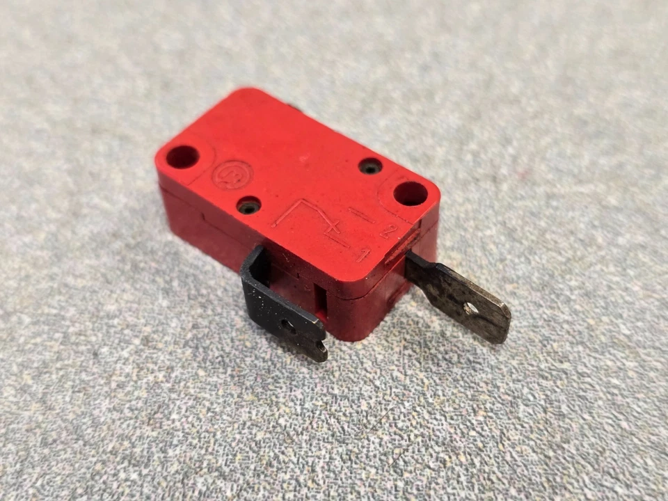 VERY NICE USED ORIGINAL PORSCHE 911 912 WEBASTO HEAT MICRO CHANGEOVER SWITCH NLA - Изображение 3 из 3