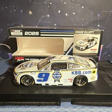Lionel Racing 1:24 Chase Elliott 9 Chevrolet Kelley Blue Book Flashcoat 2025