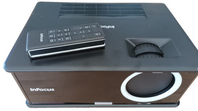 Videoprojektor InFocus IN2112 DLP Touch, S-Video VGA Serial Composite