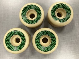 USED Spitfire OG Classics 52mm 99du Excellent Condition!!