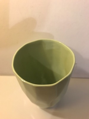 Tasse Graphique Céramique LIV Interiors Sans Poignée - Couleur Menthe - Design Moderne