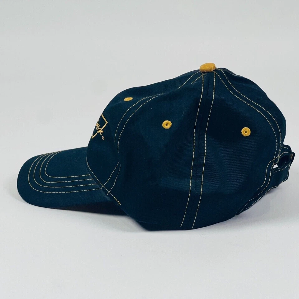 Винтажная регулируемая кепка с логотипом пива Budweiser темно-синяя с золотой строчкой барная стойка - Изображение 3 из 4