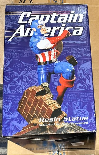 DIAMOND SELECT CAPTAIN AMERICA RESIN STATUE SAM GREENWELL STATUE /7500 RARE - Picture 4 of 8