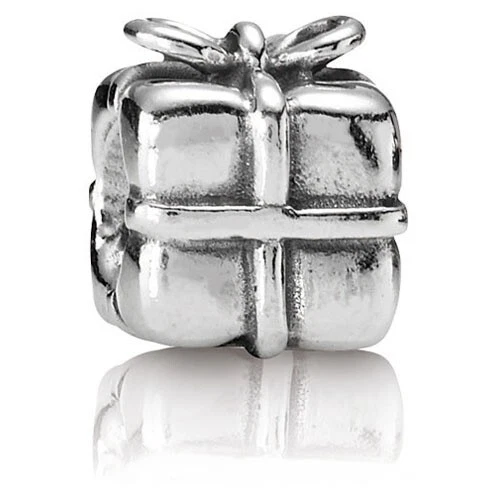 Pandora christmas present best sale charm